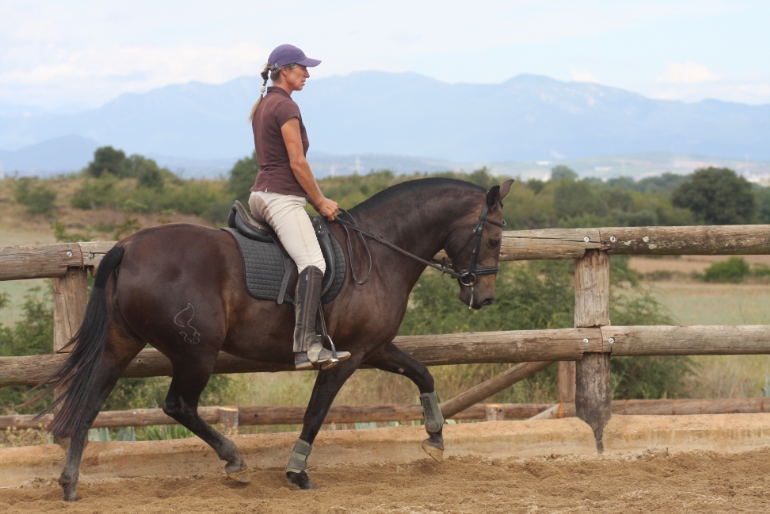 Montando a caballo